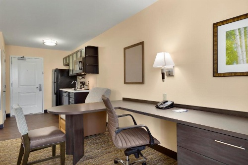 Candlewood Suites VESTAL - BINGHAMTON image 12