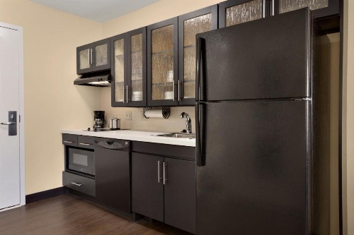 Candlewood Suites VESTAL - BINGHAMTON image 26